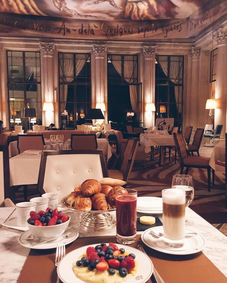 𝐵𝓊𝑜𝓃𝑔𝒾𝑜𝓇𝓃𝑜 𝒶𝓂𝑜𝓇𝒾 𝓂𝒾𝑒𝒾.

Who's joining me for breakfast?
