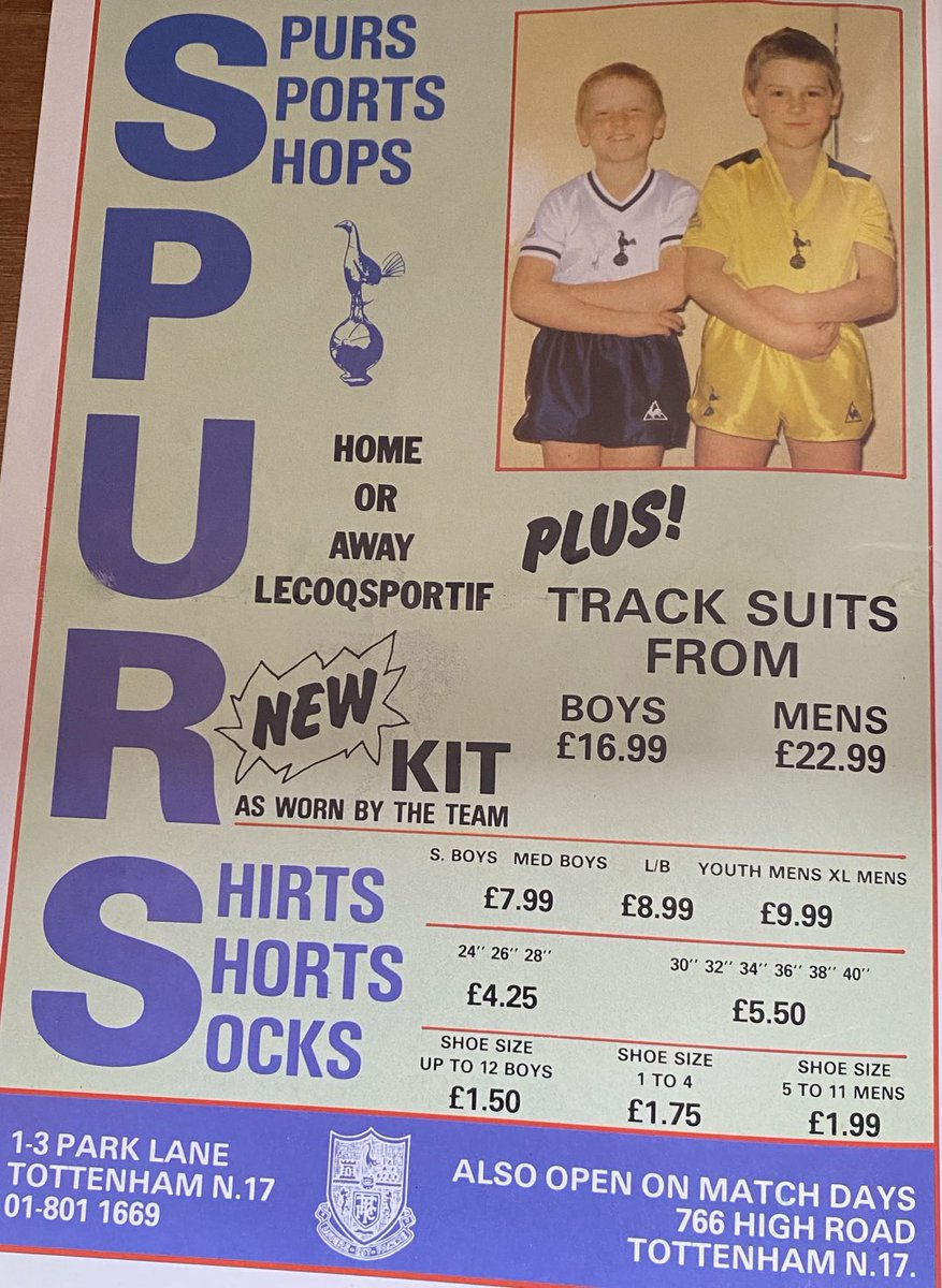 kevhillsy's tweet image. Home or away kit ? #fortyyearsago