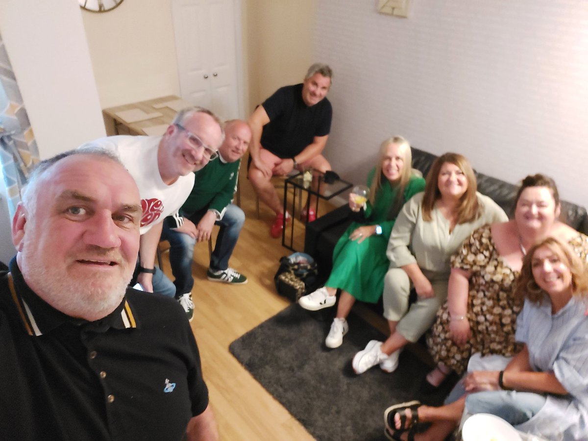 iainthebud's tweet photo. Millport with the gang, could get messy.@GaryPeebles4 https://t.co/Y3ObrO23Pd