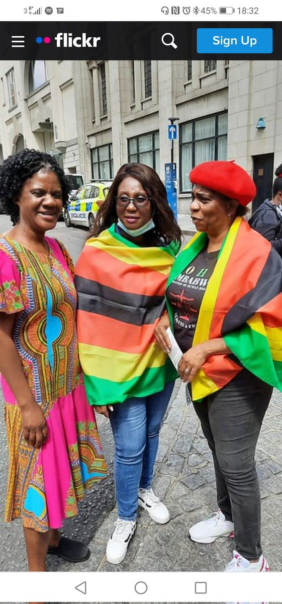 ZHRO_Zimbabwe's tweet photo. A BIG Thank you the everyone that attended the demonstration and made your voices heard. The #Zimbabwe Embassy called the @metpoliceuk twice but the police know these demonstrations are always peaceful and only paid a courtesy call.
#StopTheFlights
#Zimbabwe150
#Jamaica50
#PHI https://t.co/QIR7LpIyaN