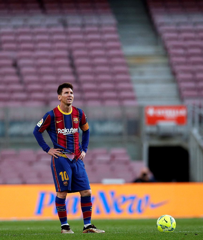 aft__tb's tweet photo. @FCBarcelona 778 games
672 goals
305 assists
10x La Liga
7x Copa del Rey
7x Supercopa de España
4x UEFA Champions League
3x UEFA Super Cup
3x Club World Cup
6x Ballon d'Or
6x European Golden Shoe
6x La Liga Best Player

IT’S OVER 😭 https://t.co/guSKsluRE9