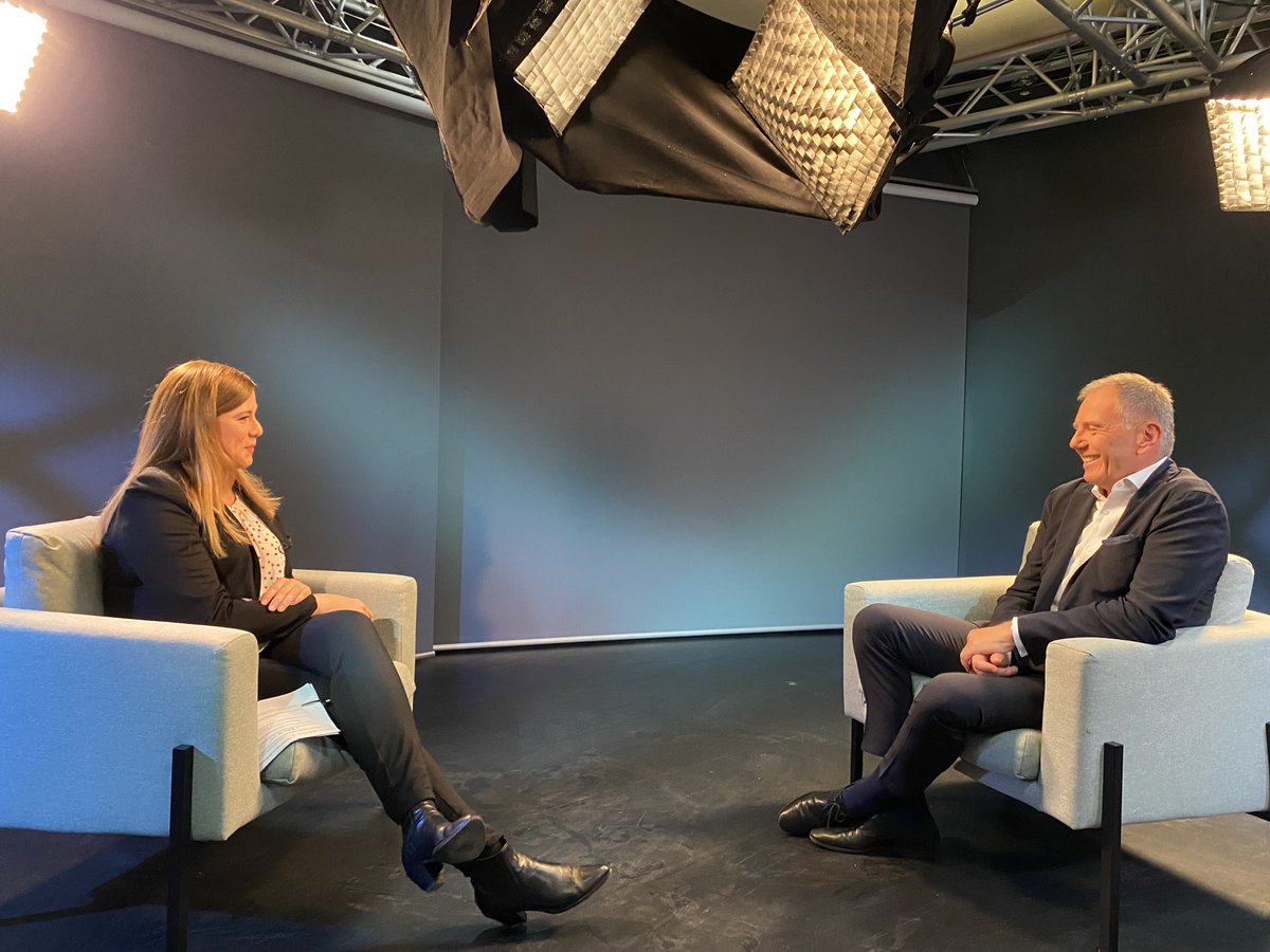 Julia Ortner tweet media