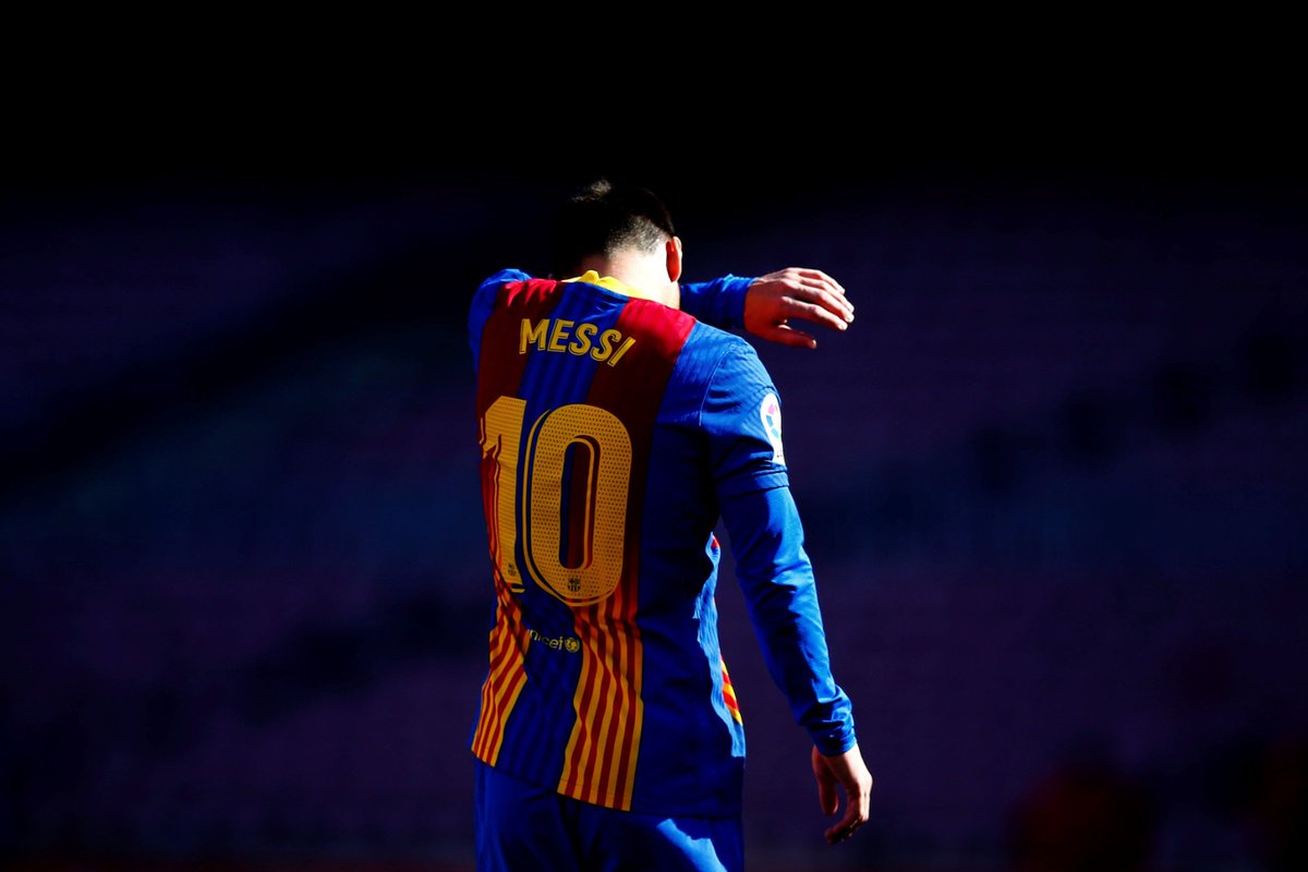 sport's tweet photo. #FCB🔵🔴   

🤔¿Te esperabas este final para Messi?

🔁Sí
❤No
💬... https://t.co/fFaDVmvnCb