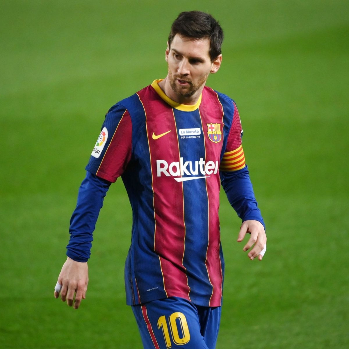 05 de agosto de 2021. La fecha en la que se anunció que, tras dos décadas de relación, Lionel Messi NO continuará ligado al FC Barcelona. El mejor de todos jugará con un club distinto al Barça. Es un día histórico en el mundo del deporte. Pasó lo impensable. SHOCK MUNDIAL.