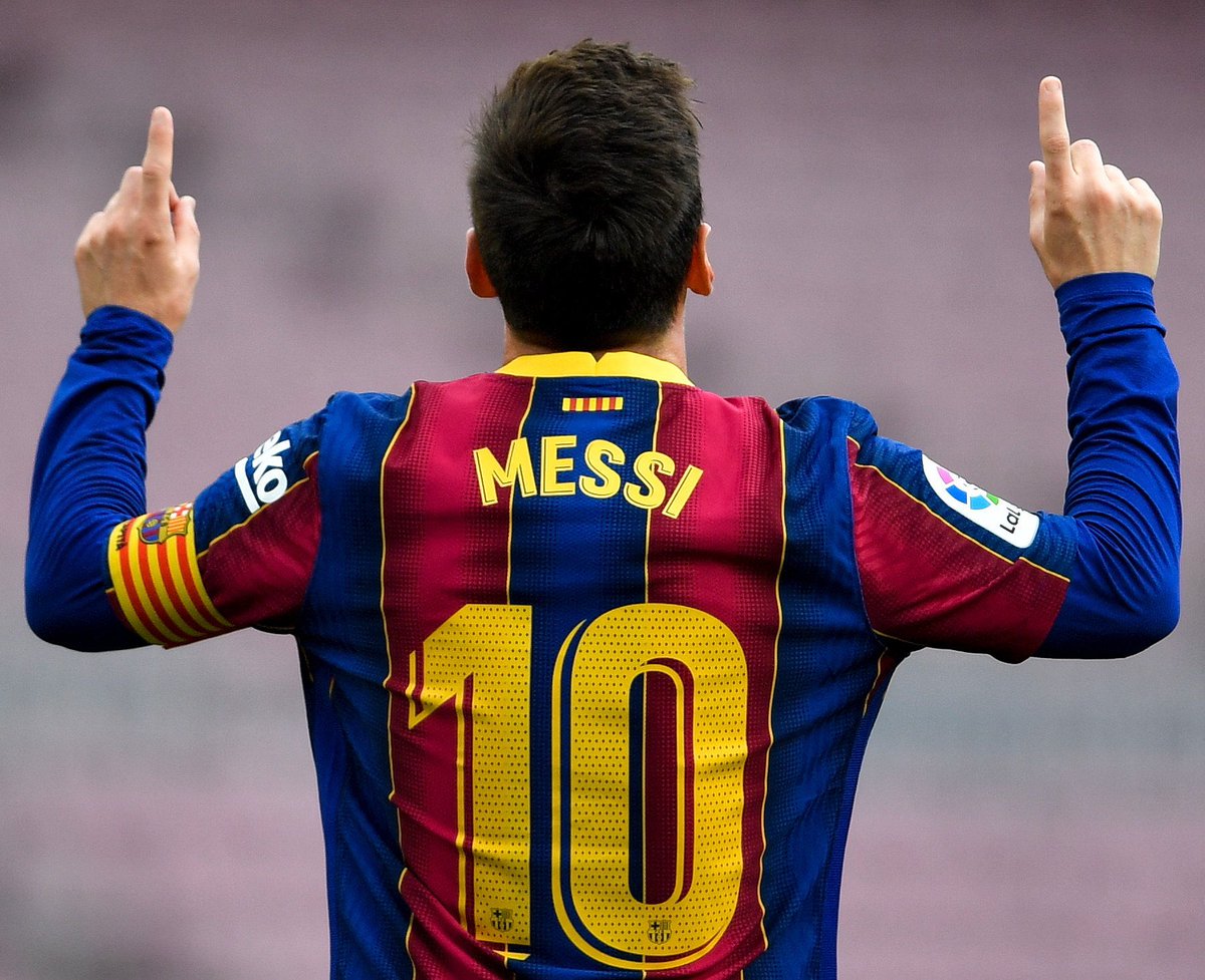 🚨ÚLTIMA HORA🚨
MESSI NO SIGUE EN BARCELONA

Después de una reunión entre su representante y el FC Barcelona en donde ambas partes tenían la intención de firmar un nuevo contrato, no se llegó a un acuerdo debido a obstáculos económicos y estructurales de La Liga Española