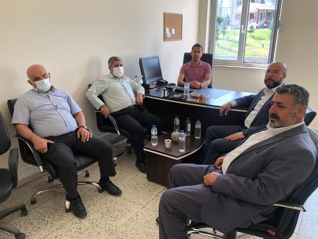 ak parti tatvan s tweet ilce baskanimiz sn mirbegcemil teskilat mensuplari ile beraber bitlis eren universitesi genel sekreteri m bakir sengul ogrenci isleri daire baskanligi sube mudurlugune atanan orhan bilgin ve basin ve