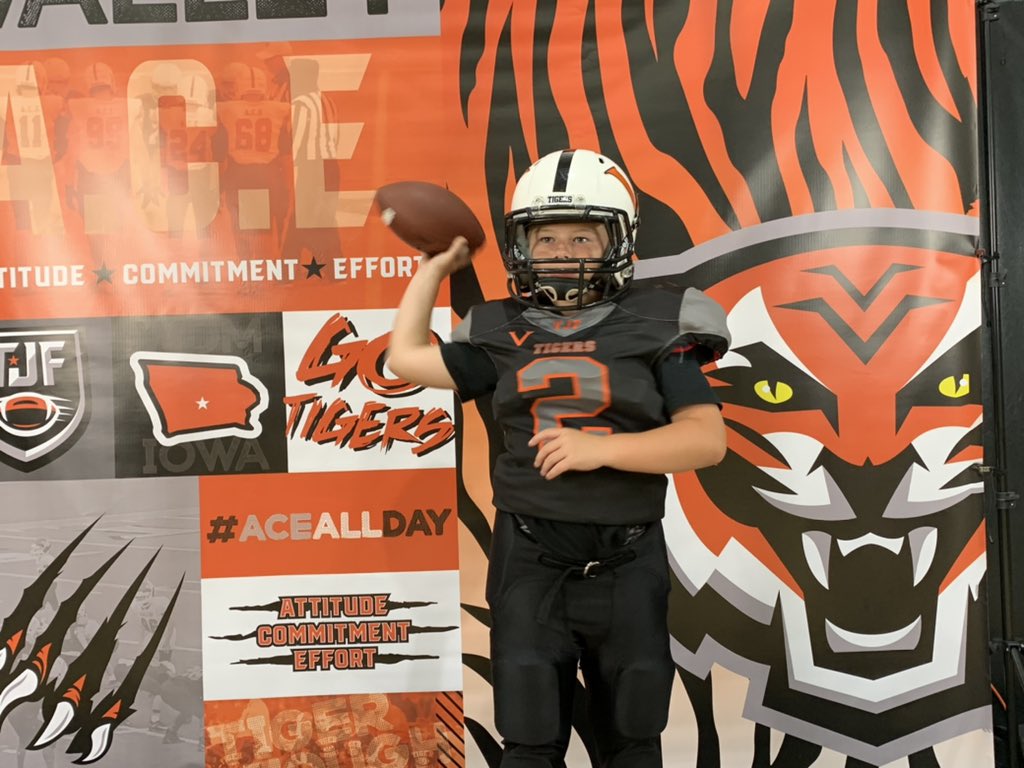 kko2212's tweet photo. Beylen is pumped and ready for the @TigerJrFootball season again this year! Let’s go!!!!! #aceallday https://t.co/pyNobfgn00