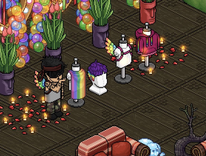 alexdomit's tweet photo. 🏳️‍🌈 Pride Clothes Giveaway 🏳️‍🌈

🎉 Win Wings, Hair, Hoodie and Cape in all go! 🎉

🥺 How to play: Follow me &amp; Retweet 🥺

😳 Deadline: 8th August 😳

Goodluck ❤️

#Habbo https://t.co/FdbJplhGWS