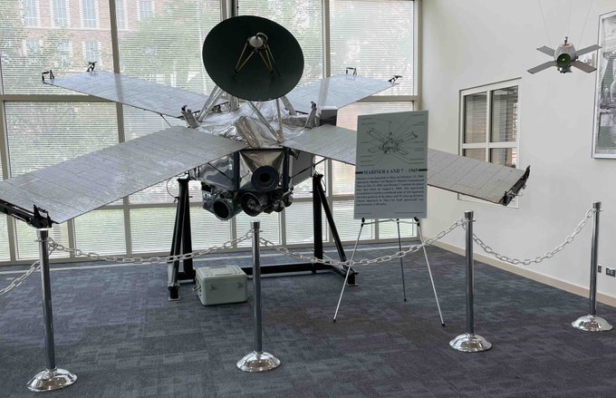 A model of the Mariner 6 and 7 spacecraft on display in the LASP lobby at CU Boulder. Credit: LASP