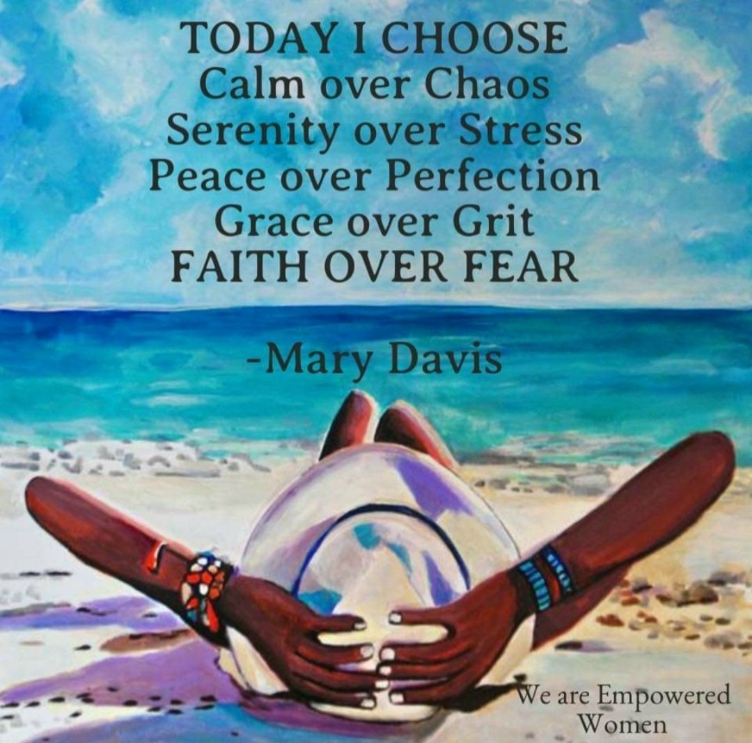 CSprite3's tweet image. Good morning, friends🌺Thursday is here and Friday is just peeking around the corner. Set a goal for the day. Do them one by one and never let it overwhelm you. With everything going on, life has a way of running us over. Prioritized and organized. Have a beautiful day😊🌸🦋☀️❤