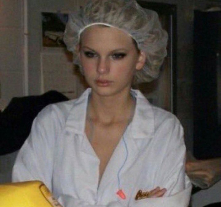 13Tanjin's tweet photo. @taylorswift13 DID ANYONE DECODE ??!! https://t.co/5TQQdQM0s3