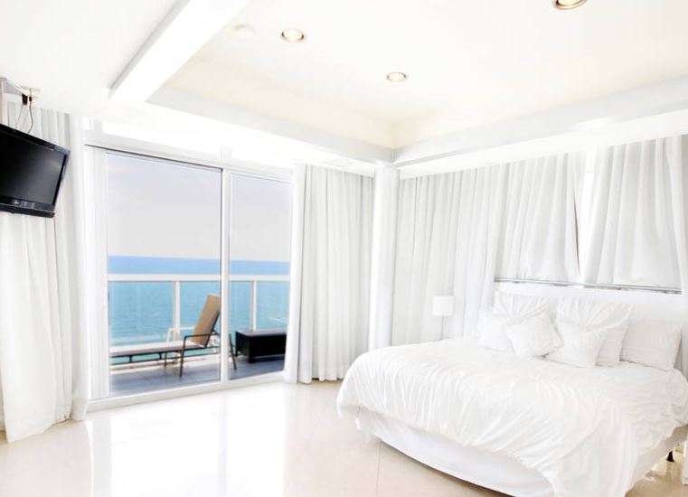 Vacation at Ocean Manor in sunny Fort Lauderdale! Unlimited family fun, private poolside cabanas, water sports, 200 foot private beach! Book now! Call Kiran, 248-544-1350 / travel@tradefirst.com to book your vacation on trade! Learn more: conta.cc/2VjDHfC
#vacation2021🌴☀️