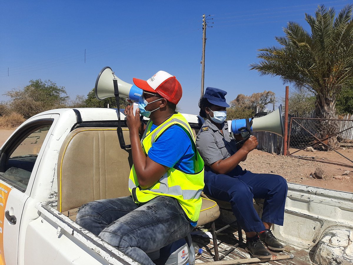 OnPointMedia4's tweet photo. 05 / 08 / 21 Awareness was done in Nottingham Estate , Beitbridge East and surrounding areas. We also distributed condoms, as we fight Covid 19 let's also fight HIV/AIDS.
#getvaccienatedcovid19 #washyourhands #socialdistancing #sanitize #wearamask #onpointmedia #usecondoms https://t.co/WyT4ih0KdY