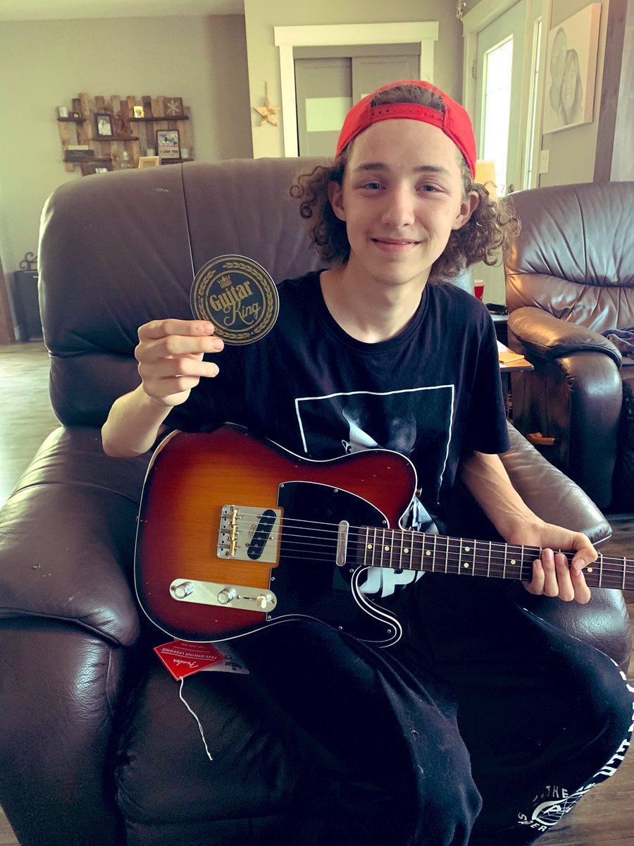 Nicole O'Brien 🫎🧂🫐 🇨🇦🤘🏼🎸🛩️ tweet media