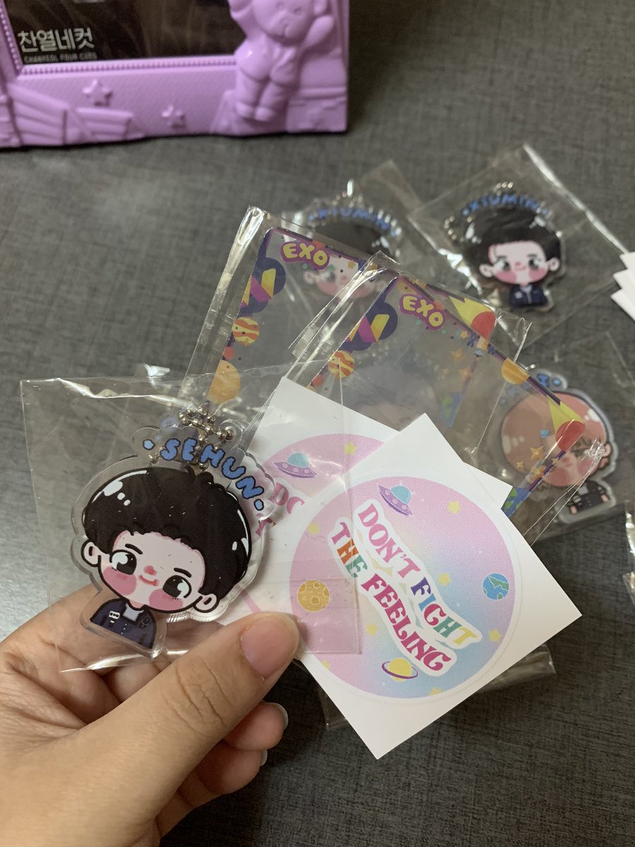 ohiceshop's tweet photo. #HappyEXOLDay 

มาช้า แต่มาค้าบบบ 555555 

แจกเซต 
🌼พกจ1(สุ่ม)+สตก2+เฟรมการ์ด2 (7เซต)
🌼โปสการ์ดแบค+สตก2+เฟรมการ์ด2 (4เซต) 

🎈กติกา 
รีทวิตนี้ 
ออกค่าส่งเอง 30

🌱ประกาศวันที่ 06/08 20.30น.

#L1485ToForever #7yearswithEXOLove #l_1485_You https://t.co/JugUAbeYs6