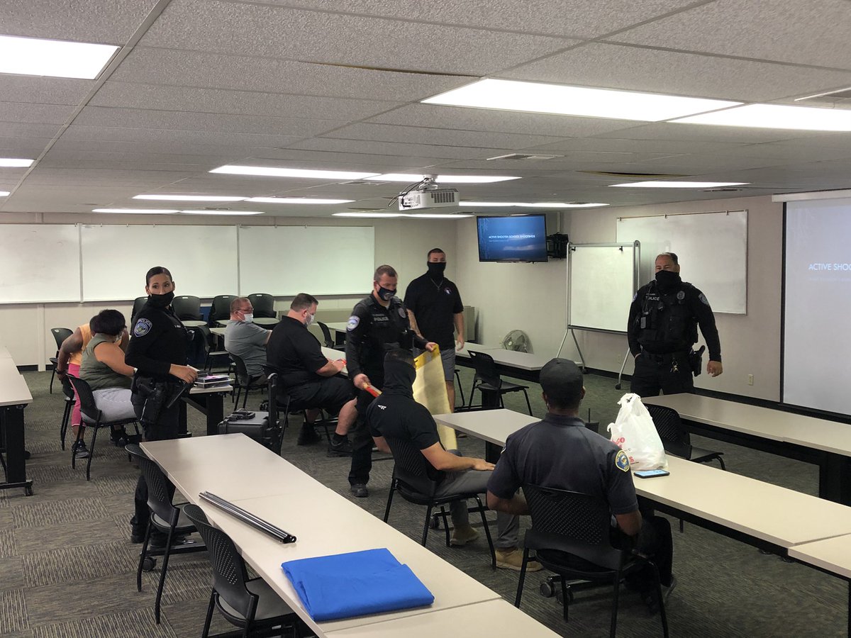 Day 1 of our two-day @ValVerdeUSD District Security training. Our Public Safety Team ensures we are prepared and trained for all types of scenarios. #BacktoSchool #PublicSafety #MCI @Ty_Liddell @MSerafinVVUSD @MKirkand