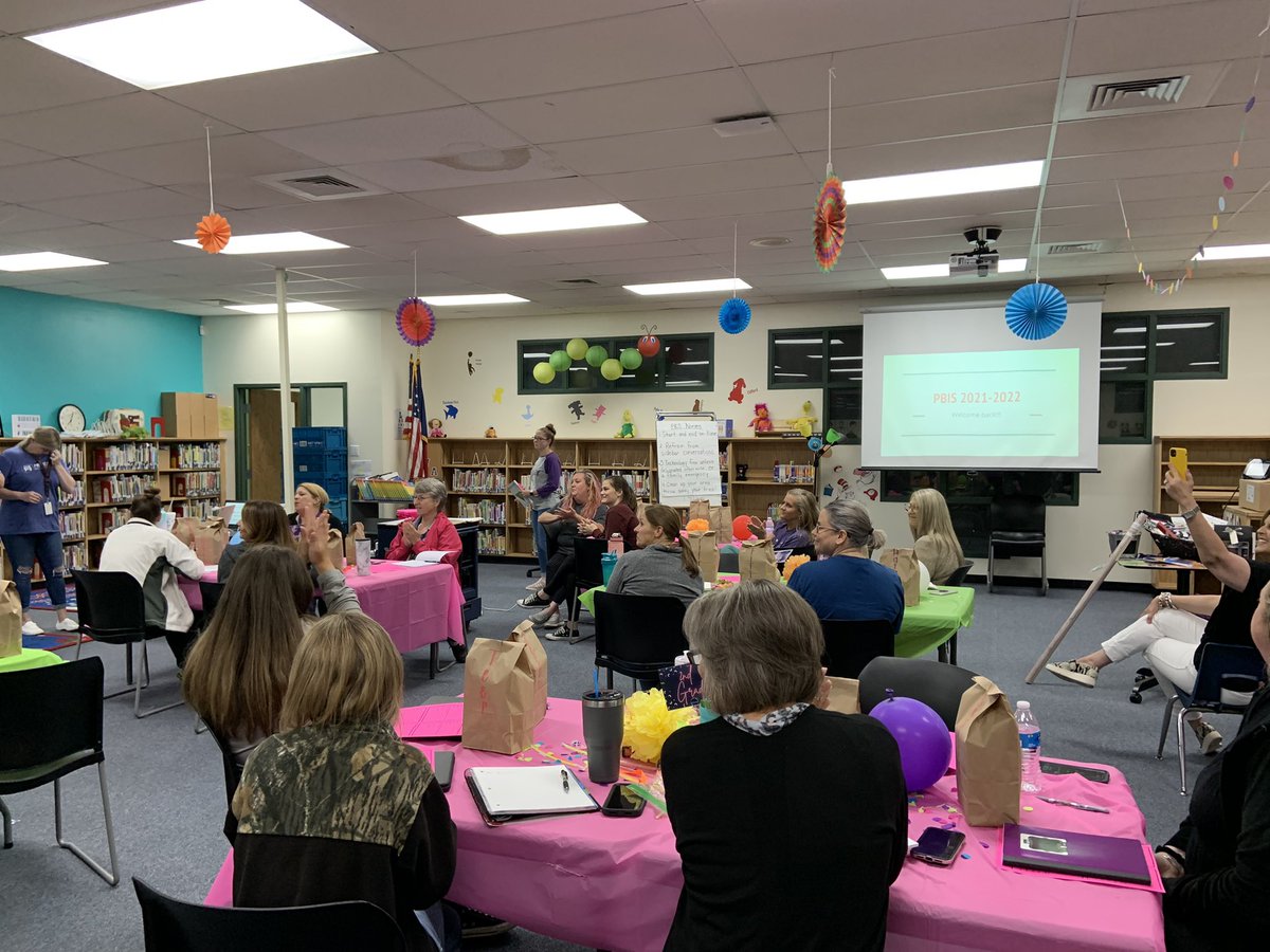 Teachers leading back to school PD! Building leaders!!
<a href="/WillisSchools/">Willis ISD</a> <a href="/WISDParmley/">Parmley Elementary</a> #parmleyproud