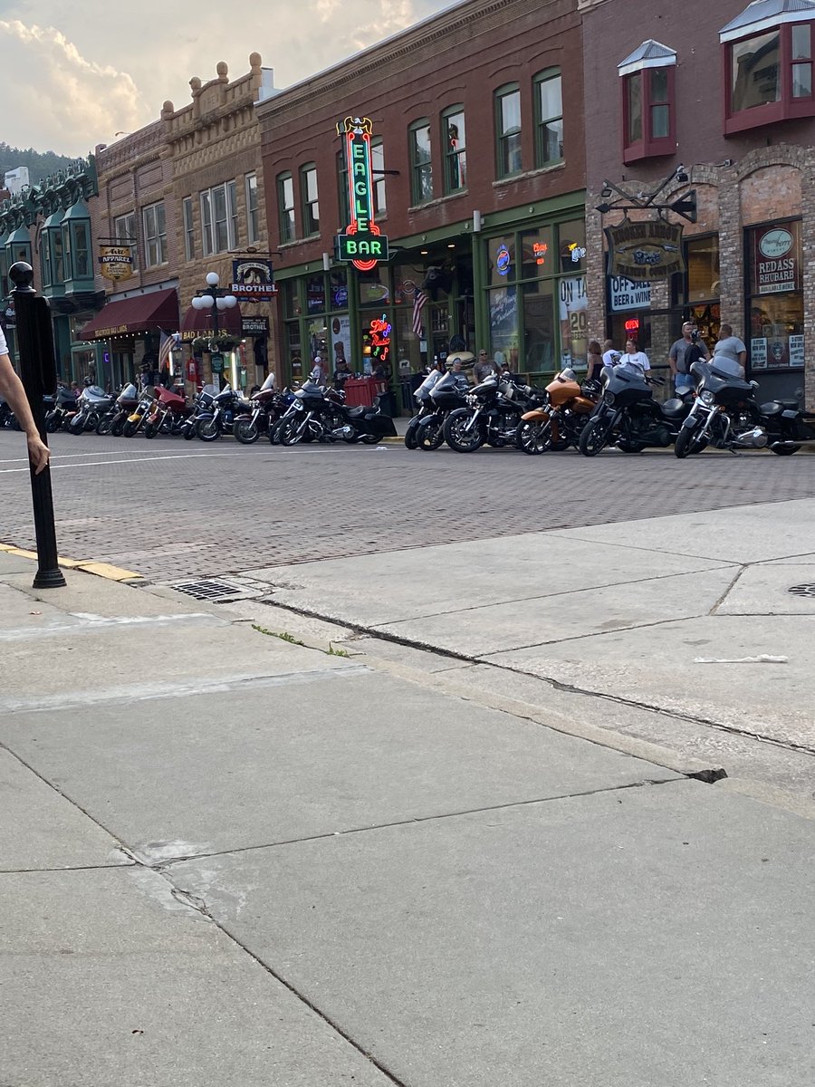 Greybeardbiker's tweet photo. Pulling out of Deadwood today heading to Billings MO. https://t.co/Z7HTfqmJuO