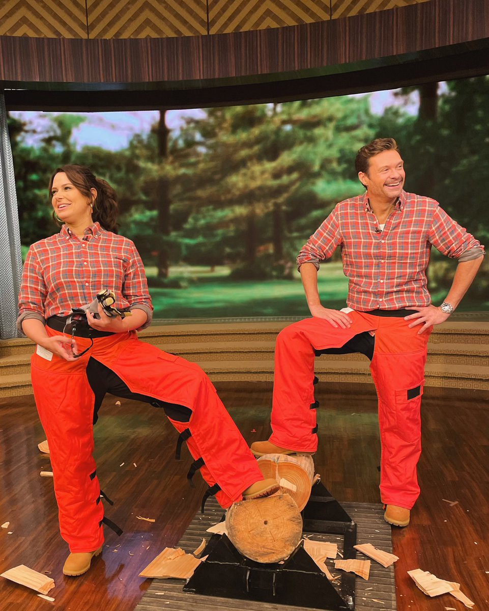RyanSeacrest's tweet photo. Worked our axes off @KatieQLowes https://t.co/xwiHTe5qsS