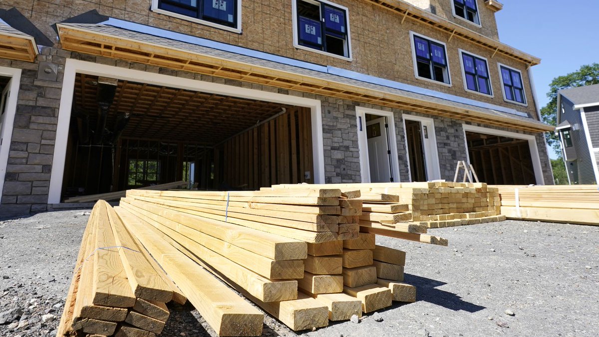 steveberryftw's tweet photo. Good news for buyers! DFW region leads the nation in single-family home starts, adding much-needed supply.
https://t.co/s4WZDkHRTR
#realestate #housingmarket #newconstructionhomes #imaginelife #fortworthrealestate #totalmarketexpert #homeownership #newhome https://t.co/ONqBpUcVL9