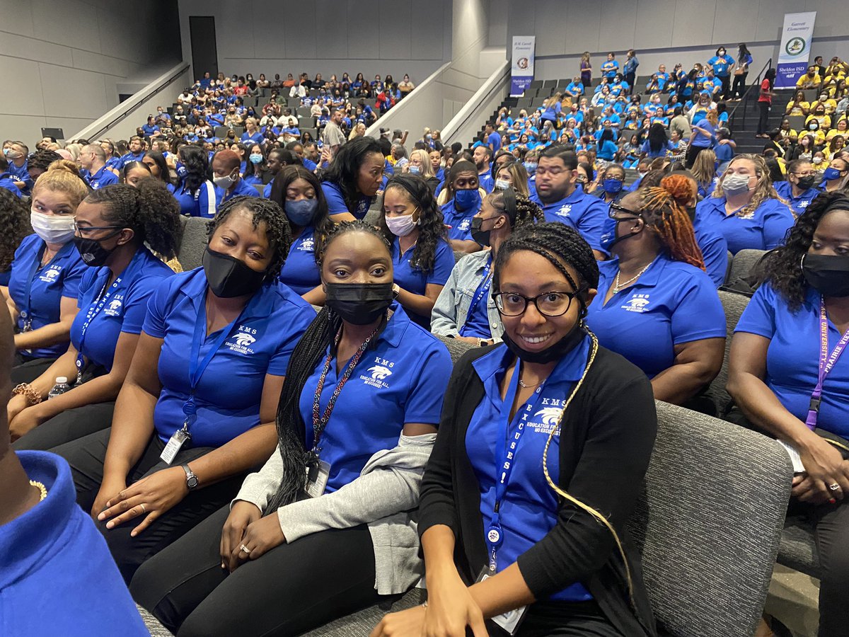 All smiles at convocation this morning!! We are getting back to the basics 💙🐾 #Sheldon1Team1Goal