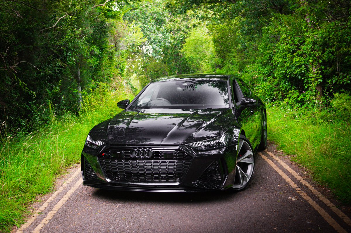 Audi RS 7 Sportback Vorsprung 600 PS finished in Myth Black Metallic.

This amazing car comes packed with features including:

☑️Virtual Cockpit
☑️RS Sports Exhaust System
☑️22’ Alloy Wheels
☑️360° Cameras
☑️Panoramic Sunroof

Call our sales team on 01202 983 727.