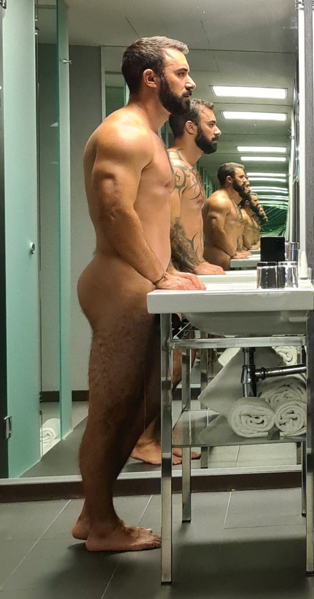 Who is the real one? Did u see my profile on onlyfans? Go fast, still the promotion for $5. 😊😊😊