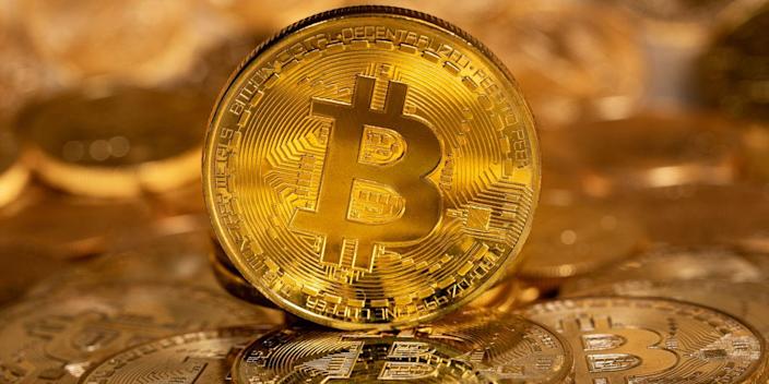 CryptoNews24h7d's tweet photo. SEC Signals a Pathway for Bitcoin ETFs. This Firm Is Ready to Pounce.

https://t.co/vqlYZBlH4s

#crypto #news
$btc $bnb $ada $xlm $trx $doge $hot $gto $drep $ncash $mkr $aave $wing $eth $xvs $uni $cake $dot $xvs $kava $vtho $win $tct $luna $stmx $dego https://t.co/68fpQM9mcv