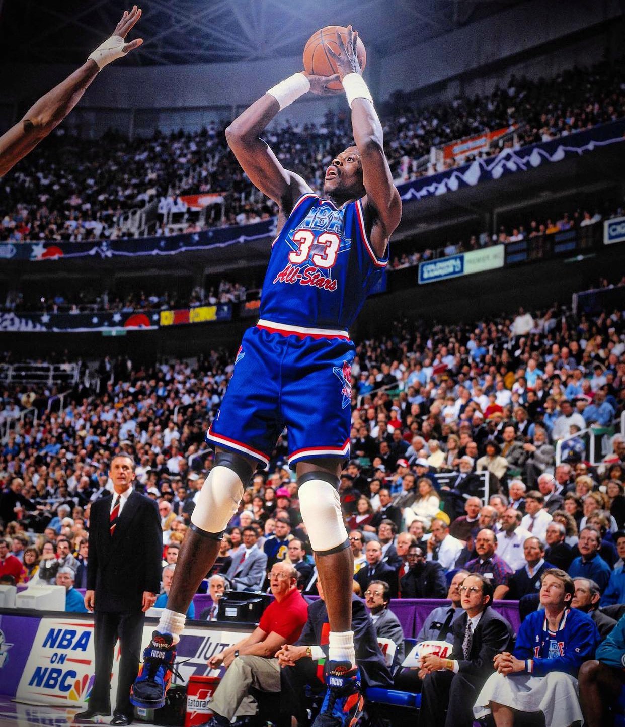 Happy 59th Birthday to 11x Patrick Ewing! 