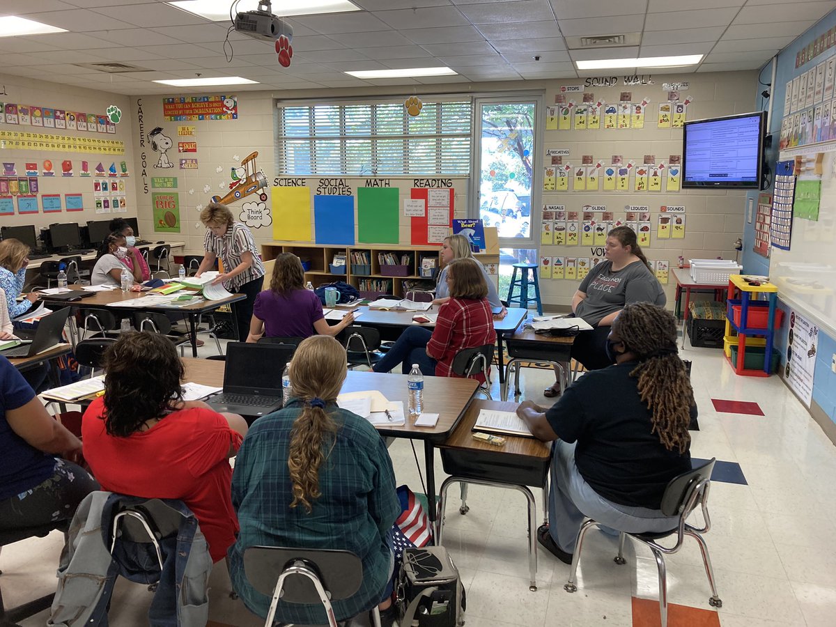 BCSSCurriculum's tweet photo. One of our very own, Stephanie Rodrigue, leading SPIRE Training for all District PK-2nd grade teachers …AWESOMENESS at WORK!@butlercountyss #HereWeGrow! #BacktoSchool2021 @AlabamaReading https://t.co/7gcQeIWDPe