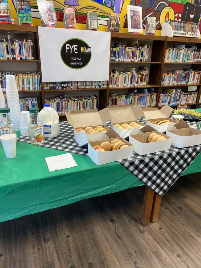 MrJasonDodson's tweet photo. Launch breakfast for CC First Year Experience program designed to support new teachers #landofsuccess https://t.co/uYZw8DNDzG