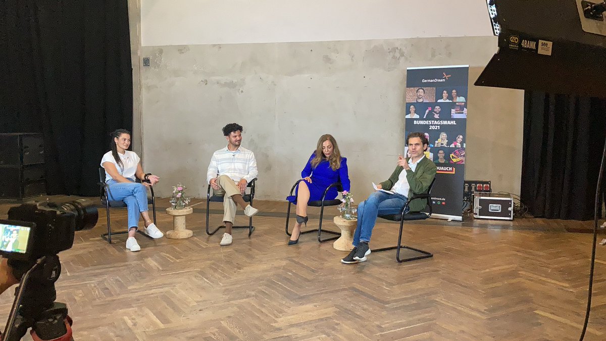 germandream_de's tweet photo. Danke, dass ihr dabei wart 🙌💛 es war eine lebendige Diskussion - wir sehen uns am 10.08. wieder! https://t.co/pXWKkMv2IG