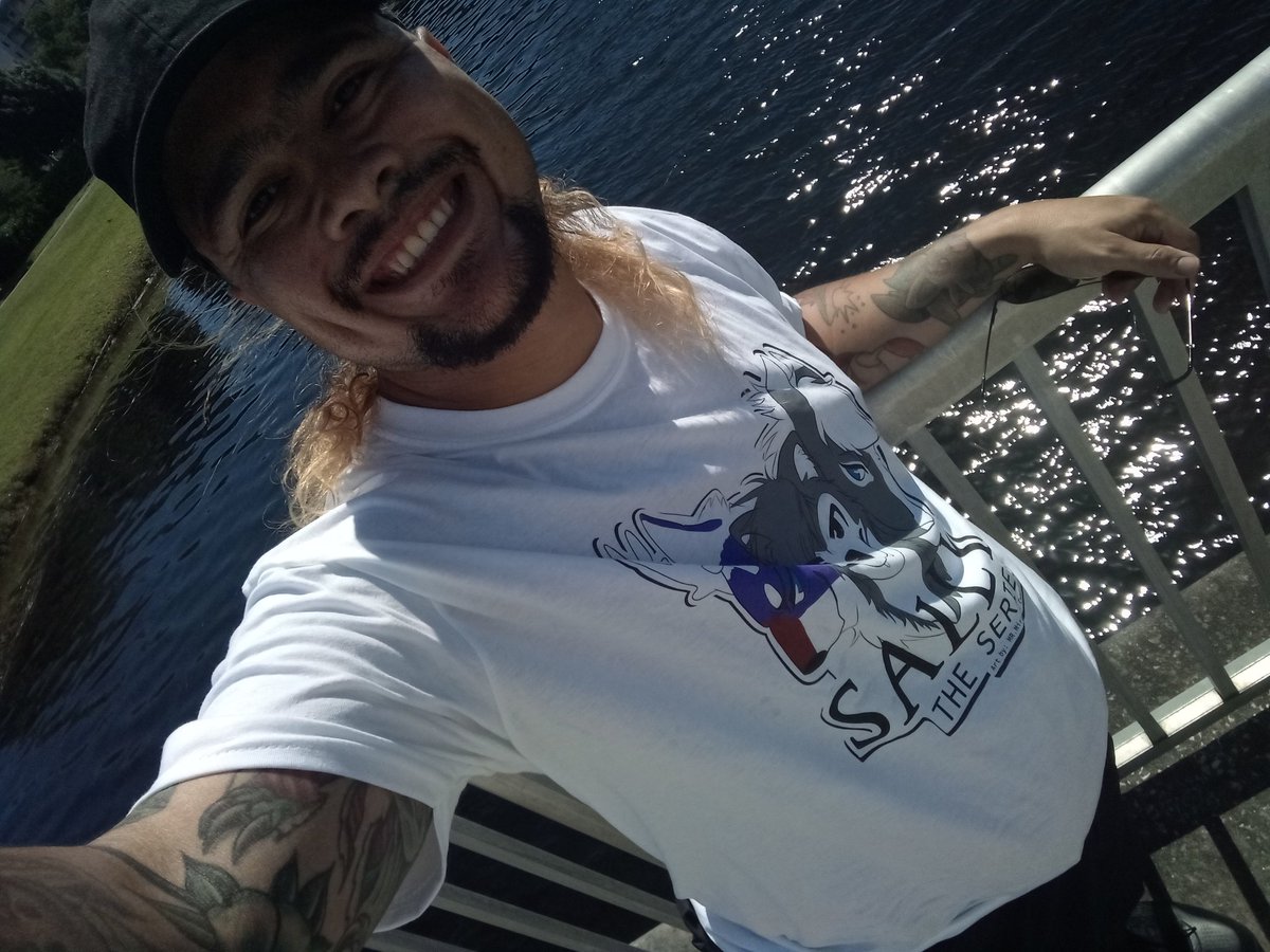 Spotty2Hotty87's tweet photo. Wearing one of these awesome Tees from @Sally_TheSeries designed by Mr.mirai and @cwoodsdean! Feels really good to wear Furry themed clothes, for they make me smile! More shots will come soon! 🦊🐶❤️
#Furry #Furries #Furryfandom https://t.co/9Y0XqONKB9