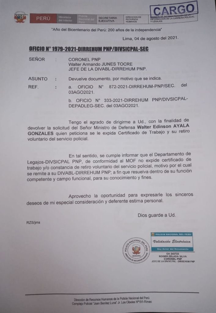 Frospigliosi's tweet photo. El sinverguenza que ocupa el Mindef pide que le den un certificado falso diciendo que se retiró “voluntariamente” de la PNP cuando fue echado deshonrosamente https://t.co/VgWR6jYA5R