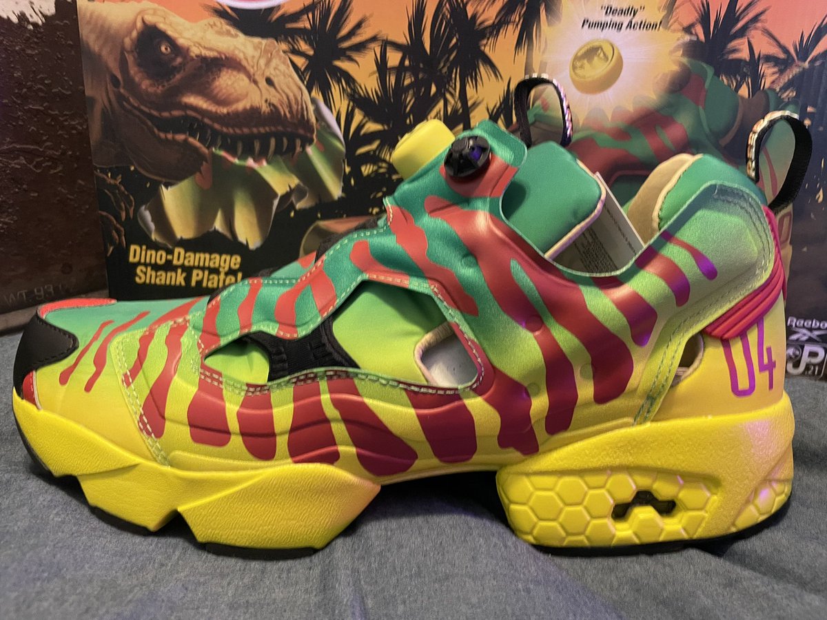 evankinney's tweet photo. THE DINOSAUR DRIP 😩💦🦖 https://t.co/LJGrmroTjK