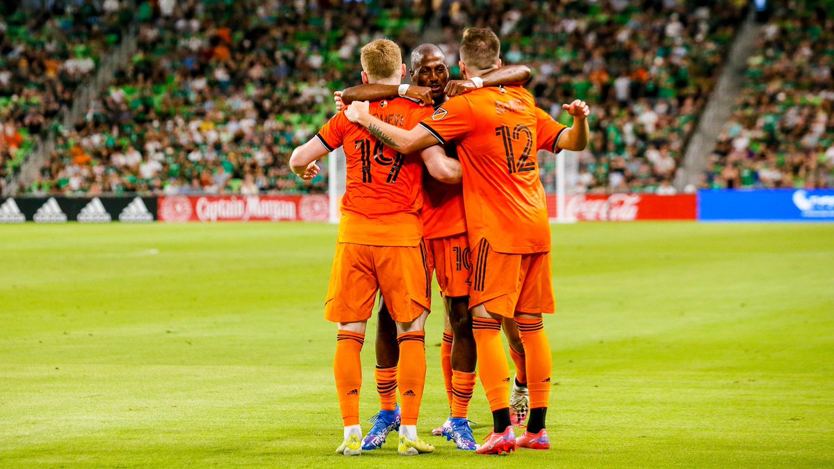 TheStrikerNews's tweet photo. What was THE moment of #ATXvsHOU?
📸 @ttlsports https://t.co/FrfjVm0ult