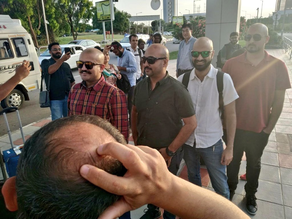 Some say that one of the reasons for Kia's success in India was a planetary alignment on the day if its first ever media drive. This pic has got nothing to do with it