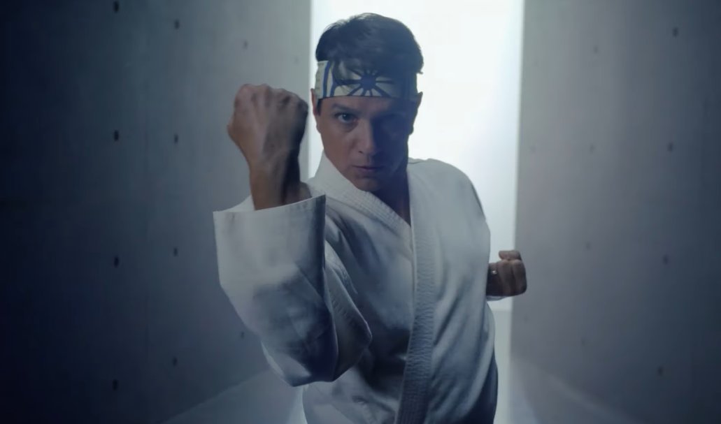 IGNBrasil's tweet photo. A temporada 4 de Cobra Kai chega em dezembro! Se liga nesse novo trailer que aumenta o hype!

https://t.co/dKMElv6YYE https://t.co/HJyNOql01X