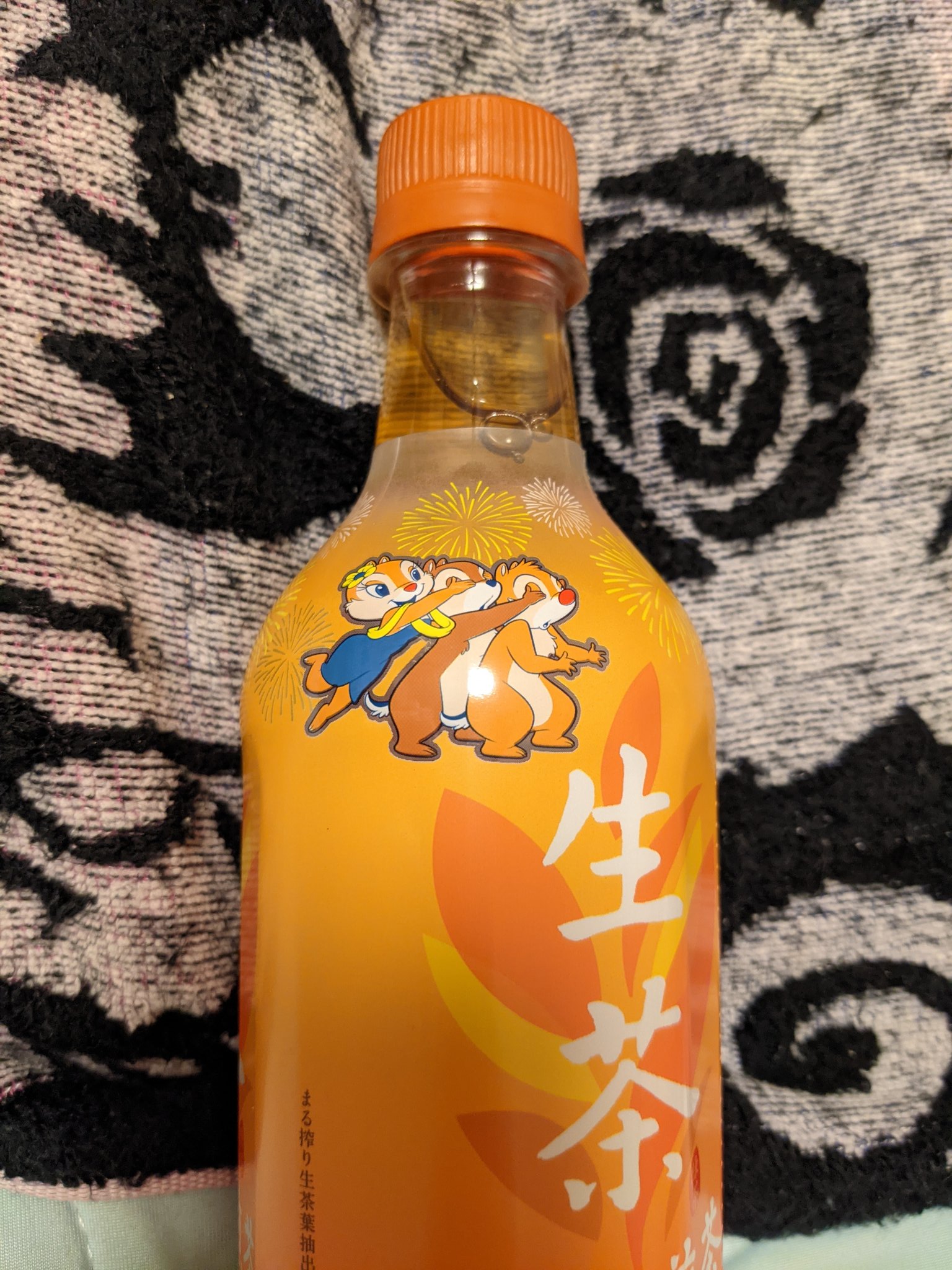 Mrs Pumpkin Head パケ買いしちゃったよー ディズニー チップとデール クラリス 生茶 ほうじ茶 T Co Gsmwyifflc Twitter