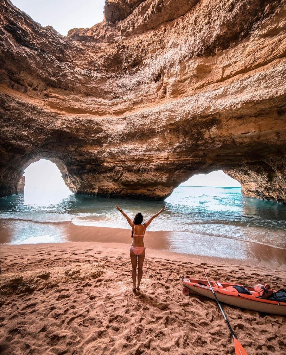 NatureVSCO's tweet photo. Benagil Caves, Lagoa, Portugal 🇵🇹
📸: tolivetotravel | IG https://t.co/UkV24OfDiZ