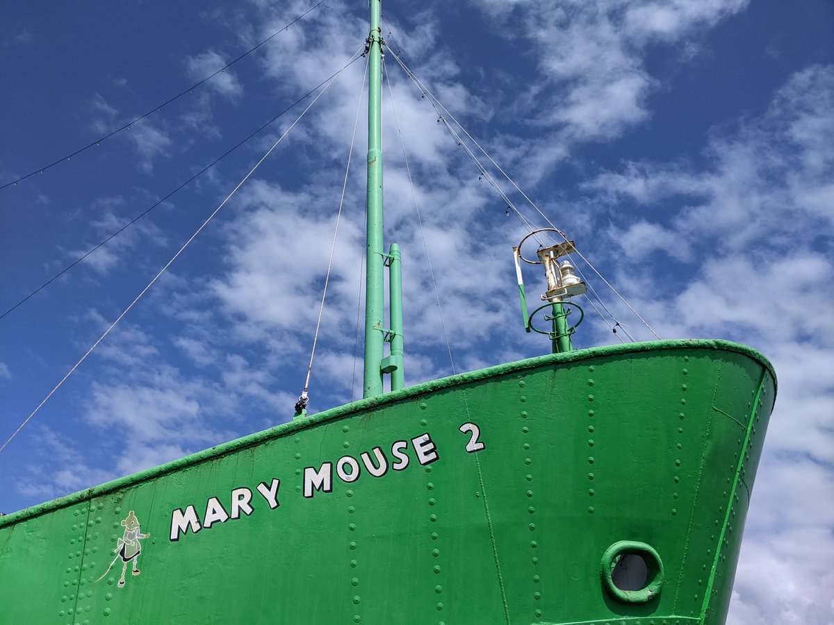 weareboatfolk's tweet photo. We bet the other lightships are green with envy... If you've ever been to @haslarmarina you'll definitely have seen Mary Mouse 2 in all her glory! #Weareboatfolk https://t.co/Ri9jBNatLl