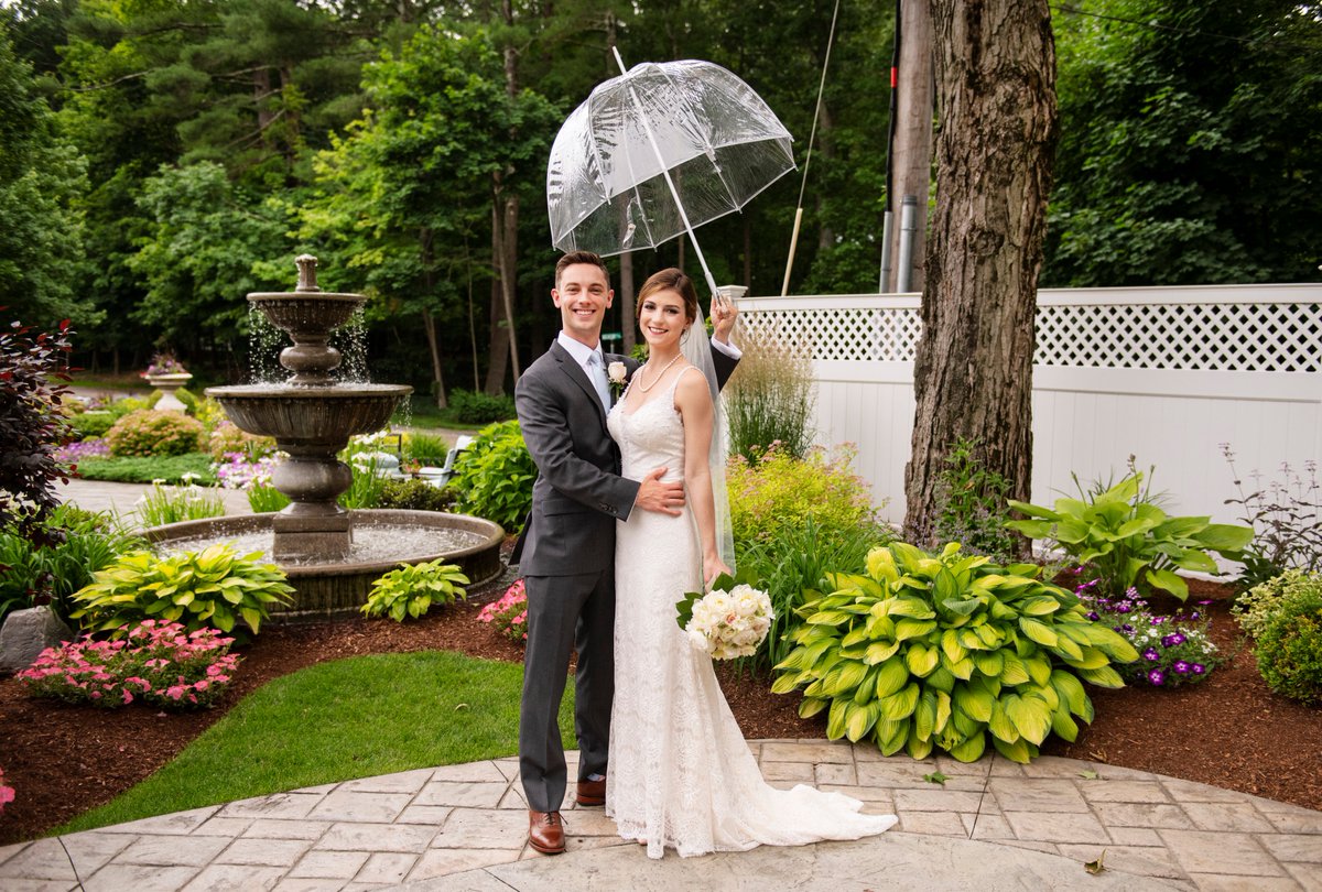 SaphireEventGrp's tweet photo. "Alexa, play 'Ironic' by Alanis Morissette 🎶 While most wouldn't wish for rain on their wedding day, we love when couples aren't afraid to go for it &amp; get some pics outside! With a cute umbrella &amp; the right photographer, it can make for some great photos ☔

📸: Simi Rabinowitz https://t.co/YG6CJo6Jsi