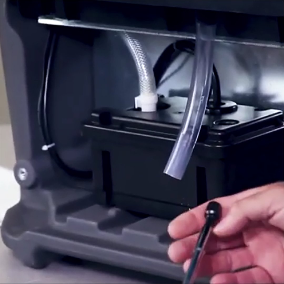 Need a dehu service expert in your pocket? You've got it - Dri-Eaz Service Videos on YouTube! Let our experts guide you through common maintenance and parts replacement:  bit.ly/3luBatE