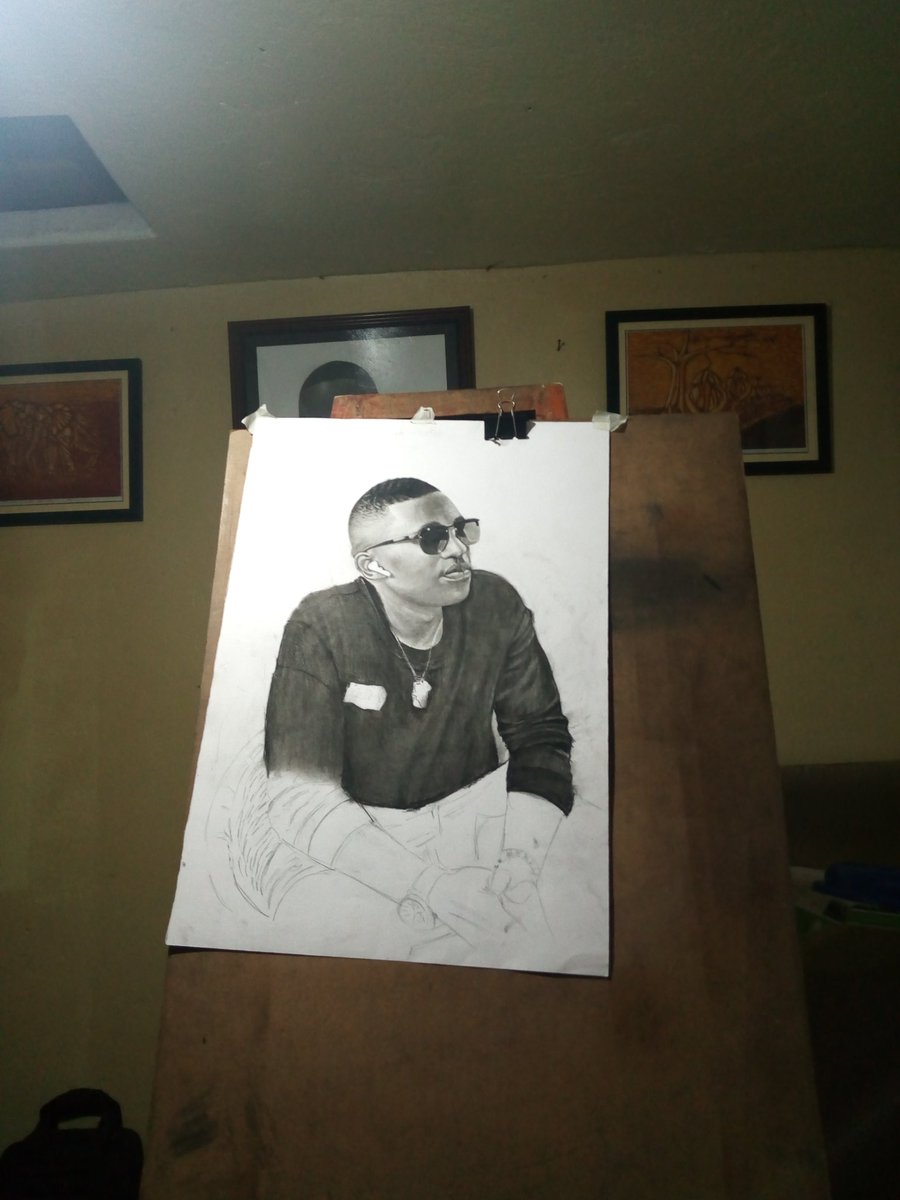 JiptaFez's tweet photo. Finished and delivered...
#Advanportraits https://t.co/RuuOX4Qqrd