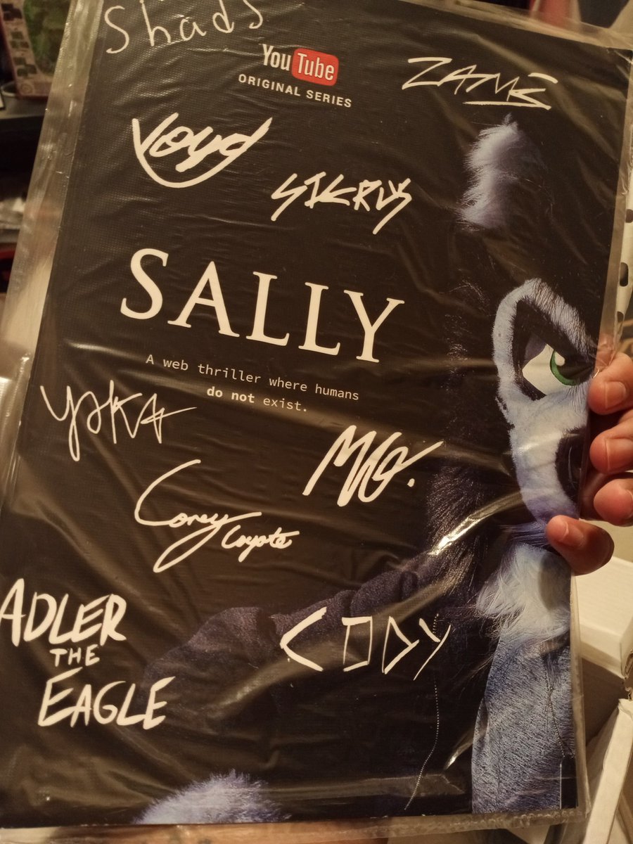 Spotty2Hotty87's tweet photo. Got the limited edition of @Sally_TheSeries Gift Box delivered to me yesterday! I've got some really cool stuff alongside the awesome Tees, like the autographed posters, pins, and more! Shout Out to @Skai_The_Wolf  for inspiring me to get the outfits!
Love SALLY series!❤️
#furry https://t.co/lwmS0R1x2P