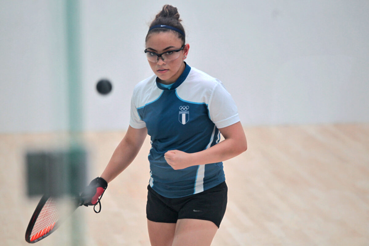 facuhefling's tweet photo. RAQUETBOL, parecido al Squash y actualmente reconocido por el COI aunque fue solo olímpico en 1908.
Les dejo una nota de Natalia Mendez (izquierda) hablando sobre el deporte y la posibilidad de que vuelva los JJOO:
https://t.co/m1A8m71epi https://t.co/CX443EG9Tg