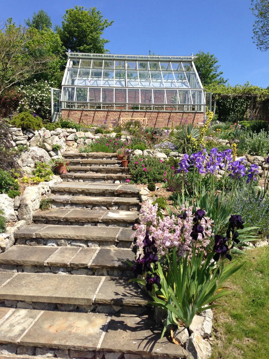 GriffinGlasshse's tweet photo. Dr Adrian Cooper's special Alpine collection deserves a very specific glasshouse, so we were delighted to provide this for him.
Read more about this amazing greenhouse and this extraordinary collection:
https://t.co/Ki3zk9xIiX
#Glasshouse #Greenhouse #Alpine #AlpineCollection https://t.co/RHSpOVCPnN