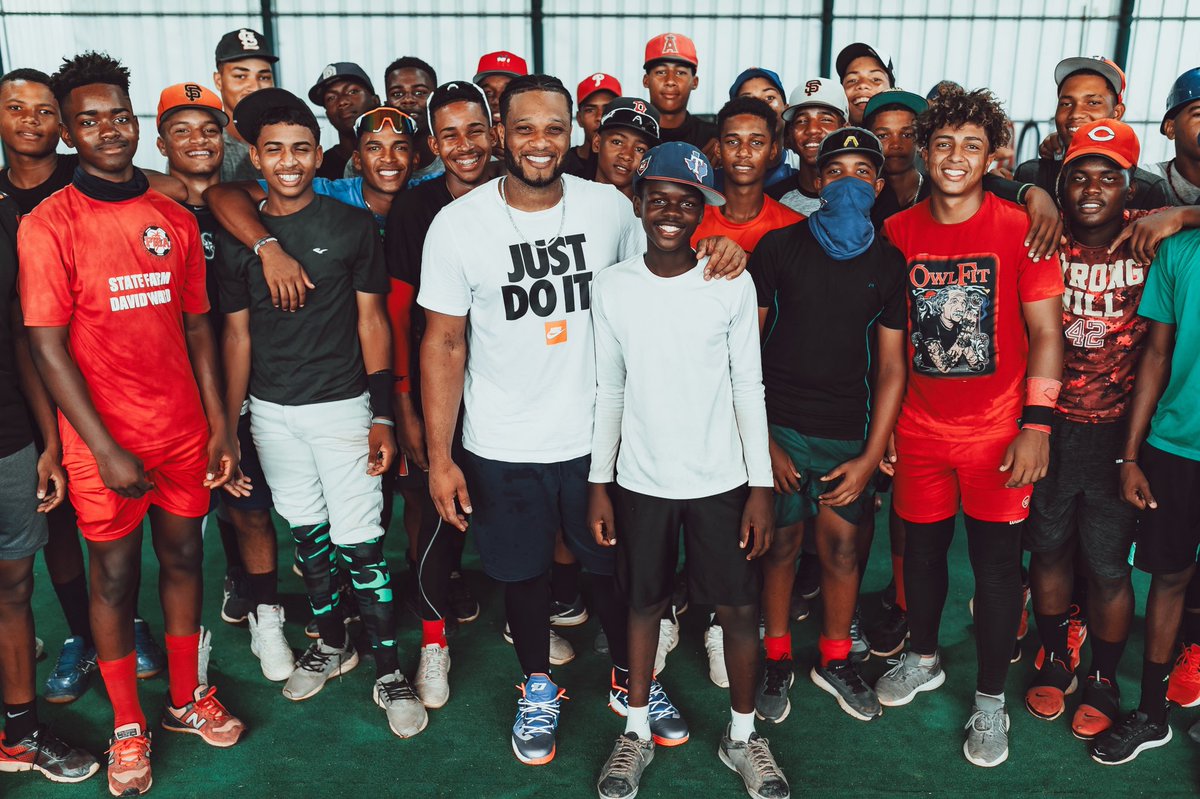 Meet these young players that are part of my baseball academy in 🇩🇴. They’re from all parts of the world. Daily we train, talk about the game ⚾️ and work hard to make dreams happen. I admire these young men! Let’s go! 💪🏽