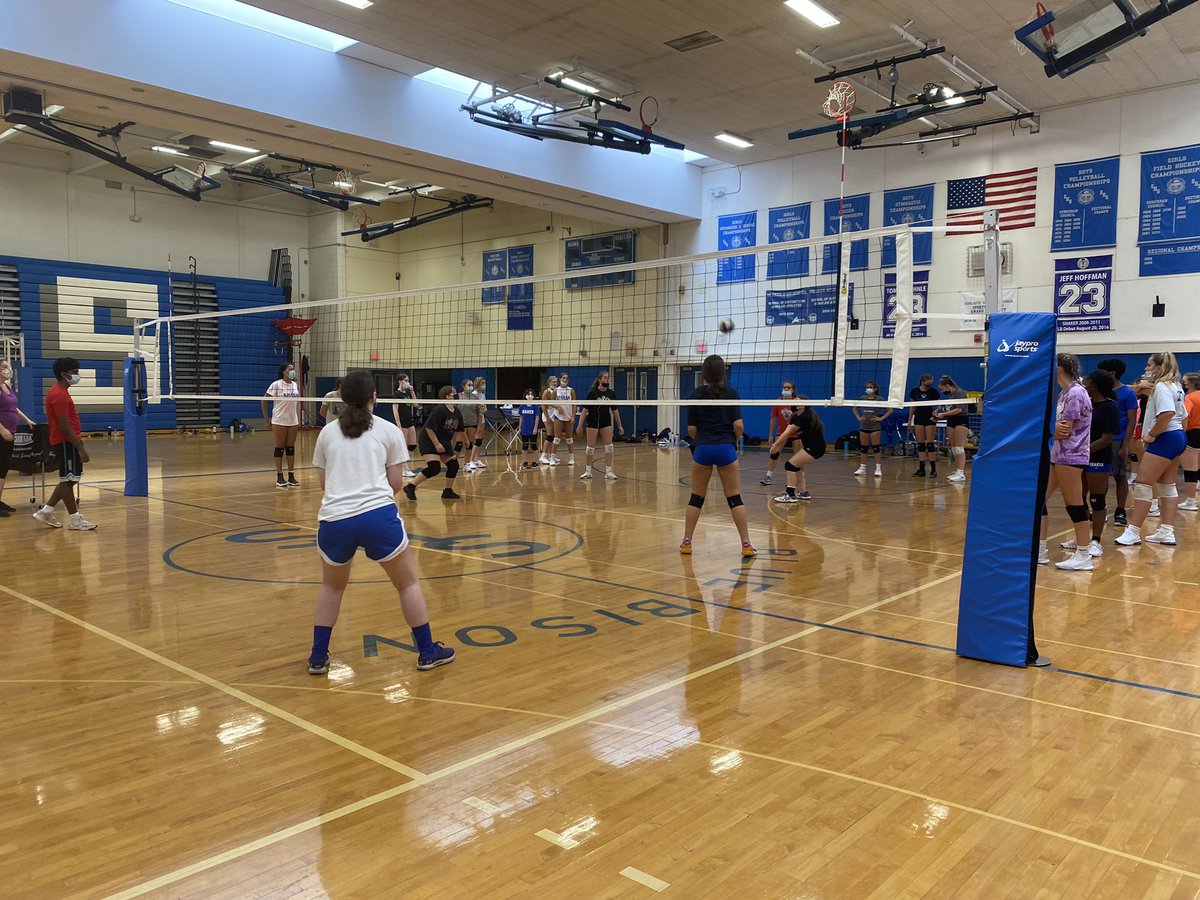 shakervball's tweet photo. Putting everything we have learned together 5v5! https://t.co/6EDpPvyT1s