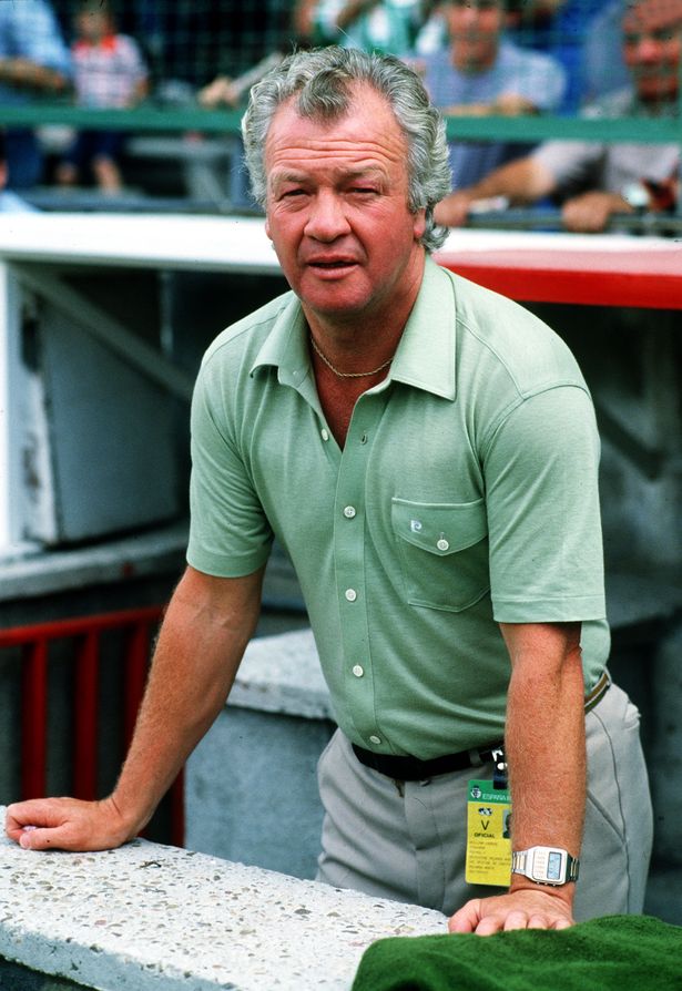 Happy 90th Birthday
To Billy Bingham 